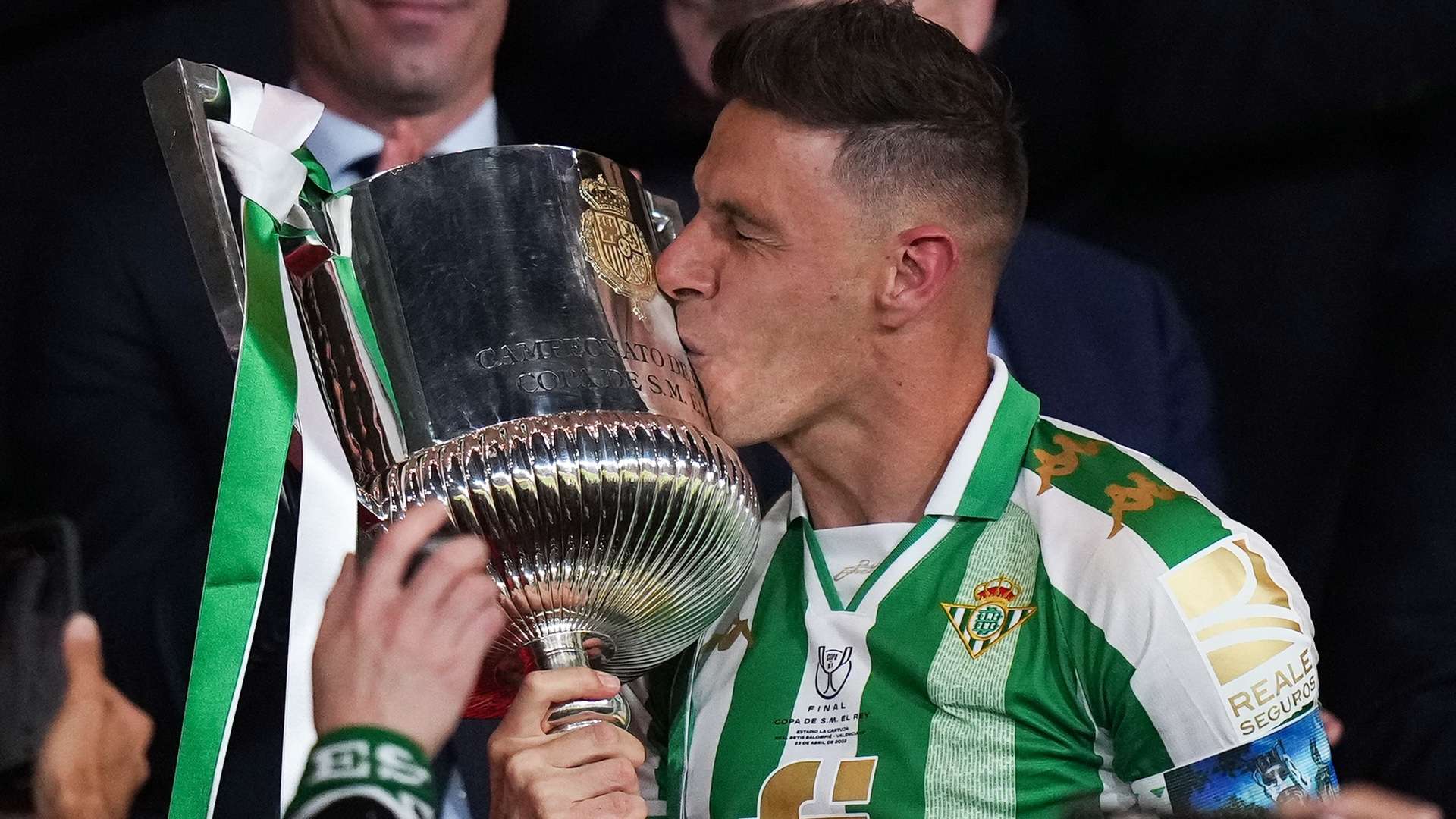 都承载着运 都承载着运